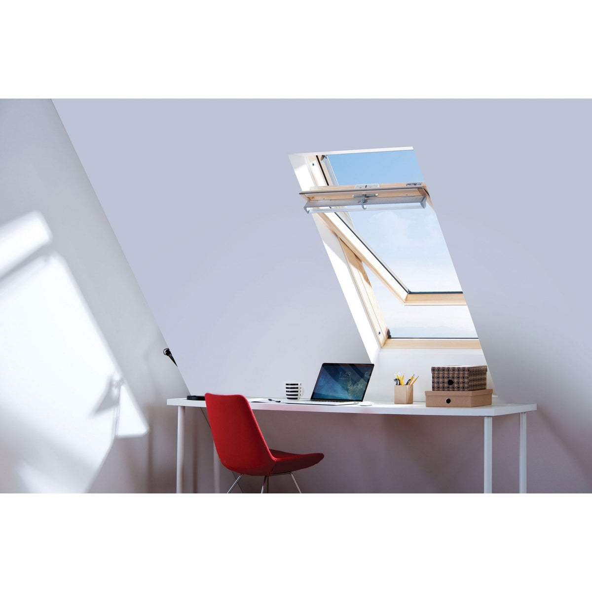 Keylite Hi-Therm Double Glazed Standard Electric Kit Pine Centre Pivot Pitched Roof Window **
