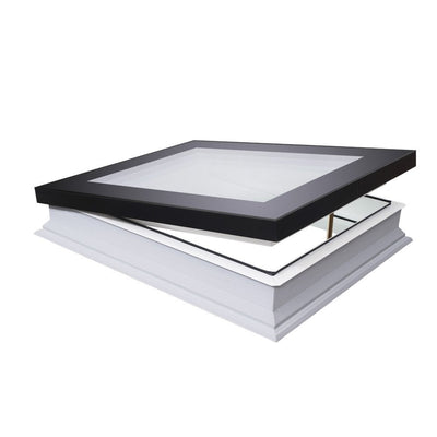 Fakro DMFD U6 Manual Opening Triple Glazed Flat-Glass Flat Roof Window
