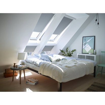 Velux Blackout Blind In Beige In White Line