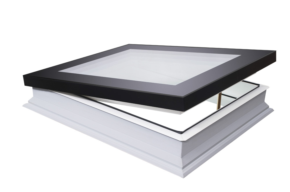 Fakro DMFD U6 Manual Opening Triple Glazed Flat-Glass Flat Roof Window